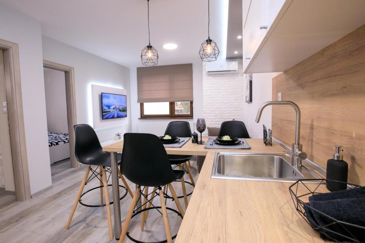 Babylon Park Apartment Szandanszki Kültér fotó